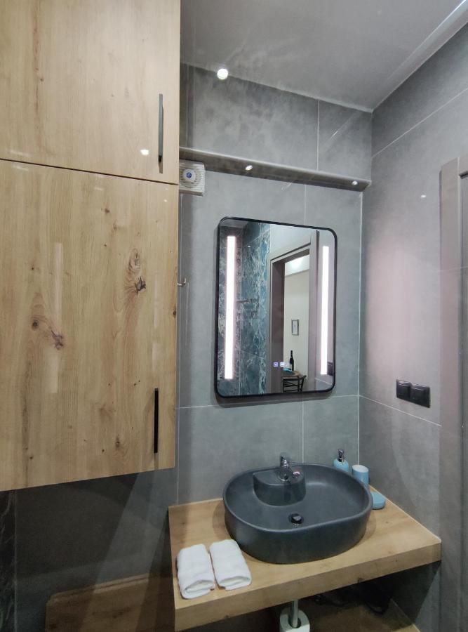 Modiano Apartment *